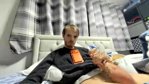 Penguin online show from 10, 4, 2026