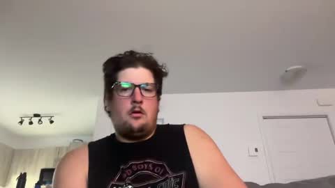 Snapshot of penisdansvulve chatting on 25, 9, 2025 randysavage online show from 25, 9, 2025