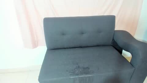   online show from 10, 2, 2025