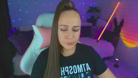 Dia  online show from 14, 9, 2025