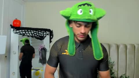 Snapshot of percy_god chatting on 23, 9, 2025 percy_god online show from 23, 9, 2025