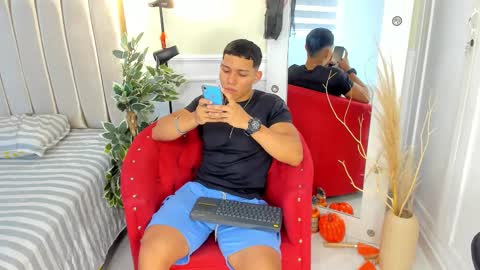 Snapshot of percy_god chatting on 1, 10, 2025 percy_god online show from 1, 10, 2025