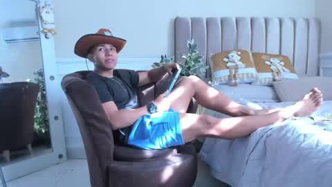 Snapshot of percy_god chatting on 27, 11, 2025 percy_god online show from 27, 11, 2025