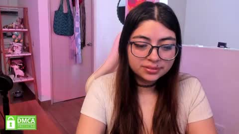 Snapshot of perfect__ana chatting on 6, 7, 2026 Sarah Ana Banana online show from 6, 7, 2026