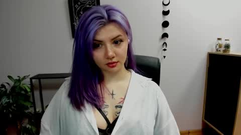 Gabbie online show from 24, 2, 2025