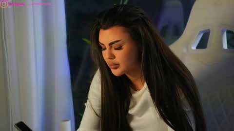 Dee online show from 17, 12, 2024