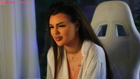 Dee online show from 18, 12, 2024