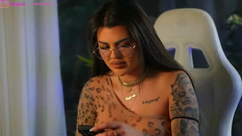 Dee online show from 20, 12, 2024