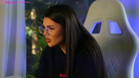 Dee online show from 23, 1, 2025