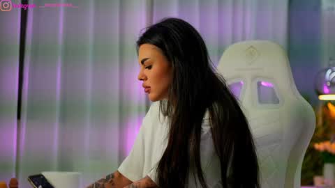 Dee online show from 25, 3, 2026