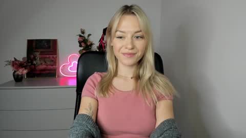 Snapshot of perfectxcindy chatting on 7, 12, 2024 Cindy online show from 7, 12, 2024