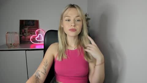 Snapshot of perfectxcindy chatting on 8, 12, 2024 Cindy online show from 8, 12, 2024