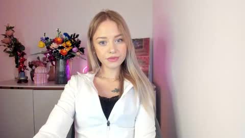 Snapshot of perfectxcindy chatting on 7, 10, 2025 Cindy online show from 7, 10, 2025