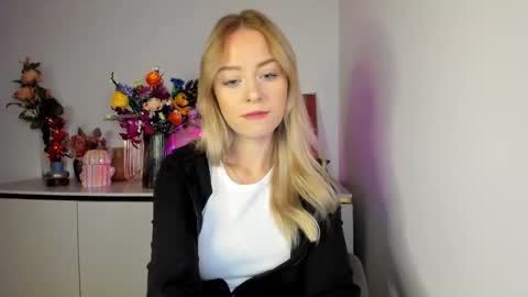 Snapshot of perfectxcindy chatting on 23, 10, 2025 Cindy online show from 23, 10, 2025