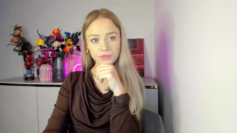 Snapshot of perfectxcindy chatting on 28, 10, 2025 Cindy online show from 28, 10, 2025