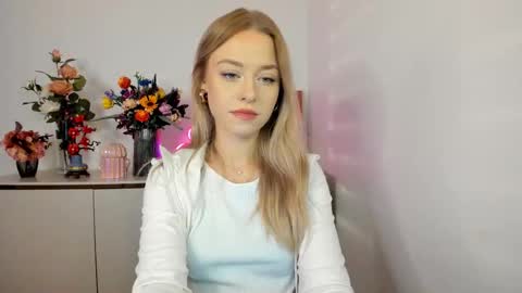 Snapshot of perfectxcindy chatting on 6, 11, 2025 Cindy online show from 6, 11, 2025