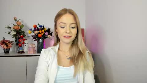 Snapshot of perfectxcindy chatting on 10, 11, 2025 Cindy online show from 10, 11, 2025