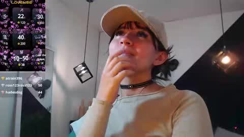 Snapshot of perla_campbell chatting on 20, 2, 2025 online show from 20, 2, 2025