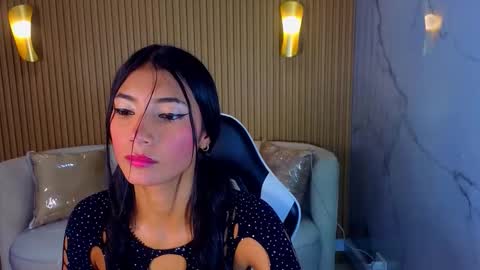 perla_moon_tx online show from 6, 3, 2026