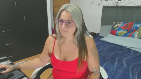 Snapshot of perlagoloza05 chatting on 9, 3, 2025 goloza online show from 9, 3, 2025