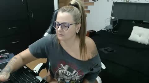 Snapshot of perlagoloza05 chatting on 3, 3, 2026 goloza online show from 3, 3, 2026