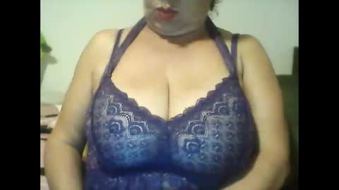 perlita070822 online show from 9, 1, 2025