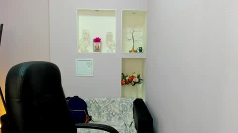 horror flying on the wings of the night.... online show from 27, 4, 2026