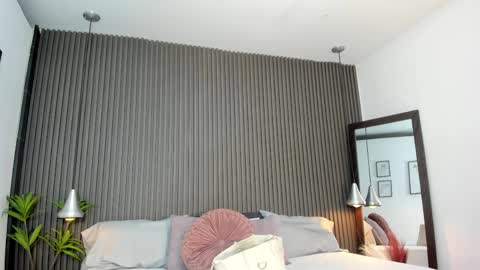 Lizza online show from 12, 4, 2026