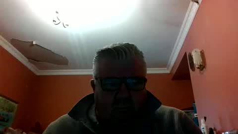 Snapshot of pete112991 chatting on 6, 4, 2026 pete112991 online show from 6, 4, 2026