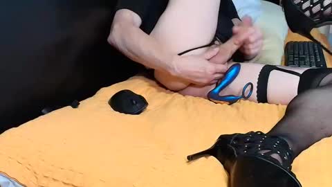 peter196888 online show from 13, 9, 2025