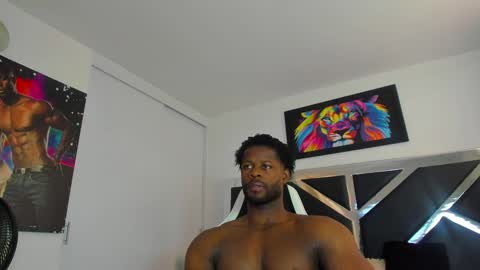 Snapshot of peter_coleman chatting on 13, 12, 2024 PeterColeman online show from 13, 12, 2024