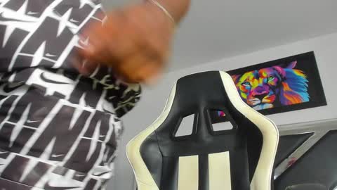 Snapshot of peter_coleman chatting on 22, 1, 2025 PeterColeman online show from 22, 1, 2025