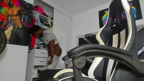 Snapshot of peter_coleman chatting on 23, 1, 2025 PeterColeman online show from 23, 1, 2025