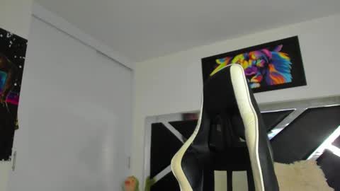 Snapshot of peter_coleman chatting on 14, 2, 2025 PeterColeman online show from 14, 2, 2025