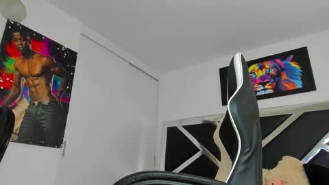 Snapshot of peter_coleman chatting on 5, 3, 2025 PeterColeman online show from 5, 3, 2025