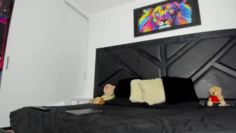 Snapshot of peter_coleman chatting on 19, 10, 2025 PeterColeman online show from 19, 10, 2025