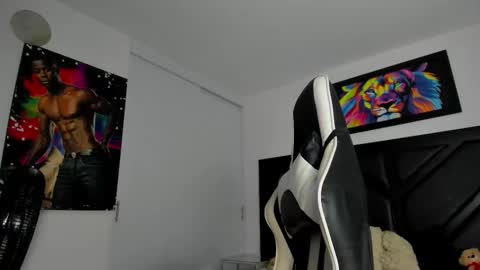 Snapshot of peter_coleman chatting on 2, 11, 2025 PeterColeman online show from 2, 11, 2025