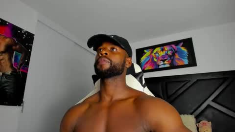 Snapshot of peter_coleman chatting on 25, 11, 2025 PeterColeman online show from 25, 11, 2025