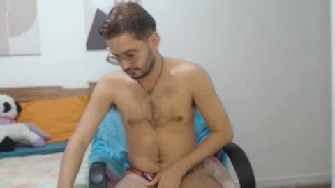 Snapshot of peter_x_annaud chatting on 13, 10, 2025 FELIPE online show from 13, 10, 2025