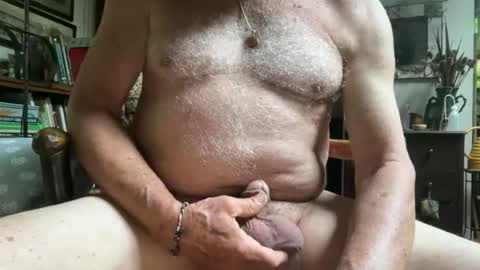 Snapshot of peterbartxxx chatting on 1, 7, 2026 peterbartxxx online show from 1, 7, 2026