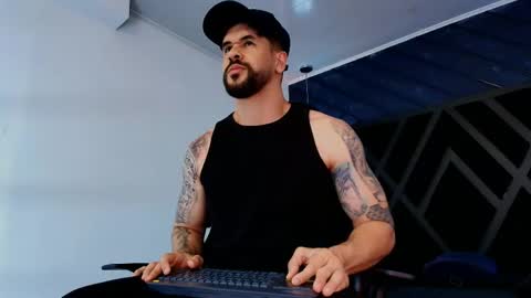 PETES EVANS new account online show from 19, 4, 2026