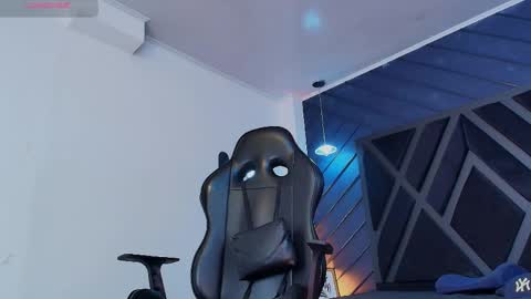 PETES EVANS new account online show from 25, 4, 2026