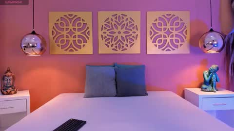 Alice   online show from 17, 10, 2025