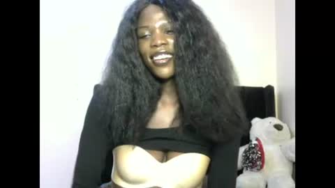 petite_lavi2 online show from 23, 2, 2025