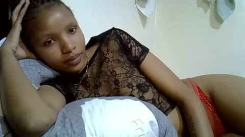 petite_melinda online show from 29, 6, 2026