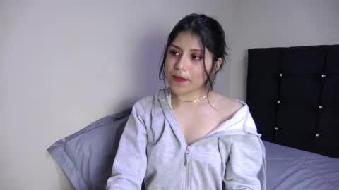 petite paola online show from 11, 12, 2024