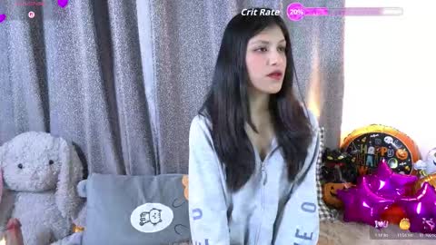 petite paola online show from 2, 11, 2025