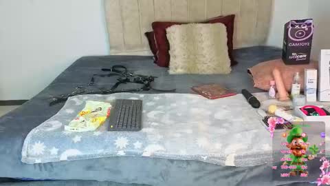 petite_pepper18 online show from 18, 3, 2026