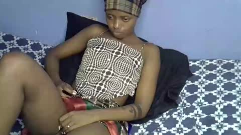 petite_star2 online show from 12, 3, 2026