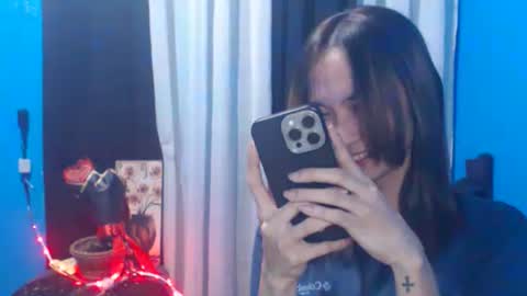 Snapshot of petitebigcock_69 chatting on 19, 3, 2026 petitebigcock_69 online show from 19, 3, 2026